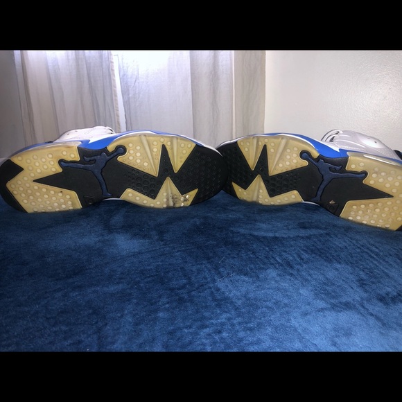 Jordan 6s - Picture 5 of 6